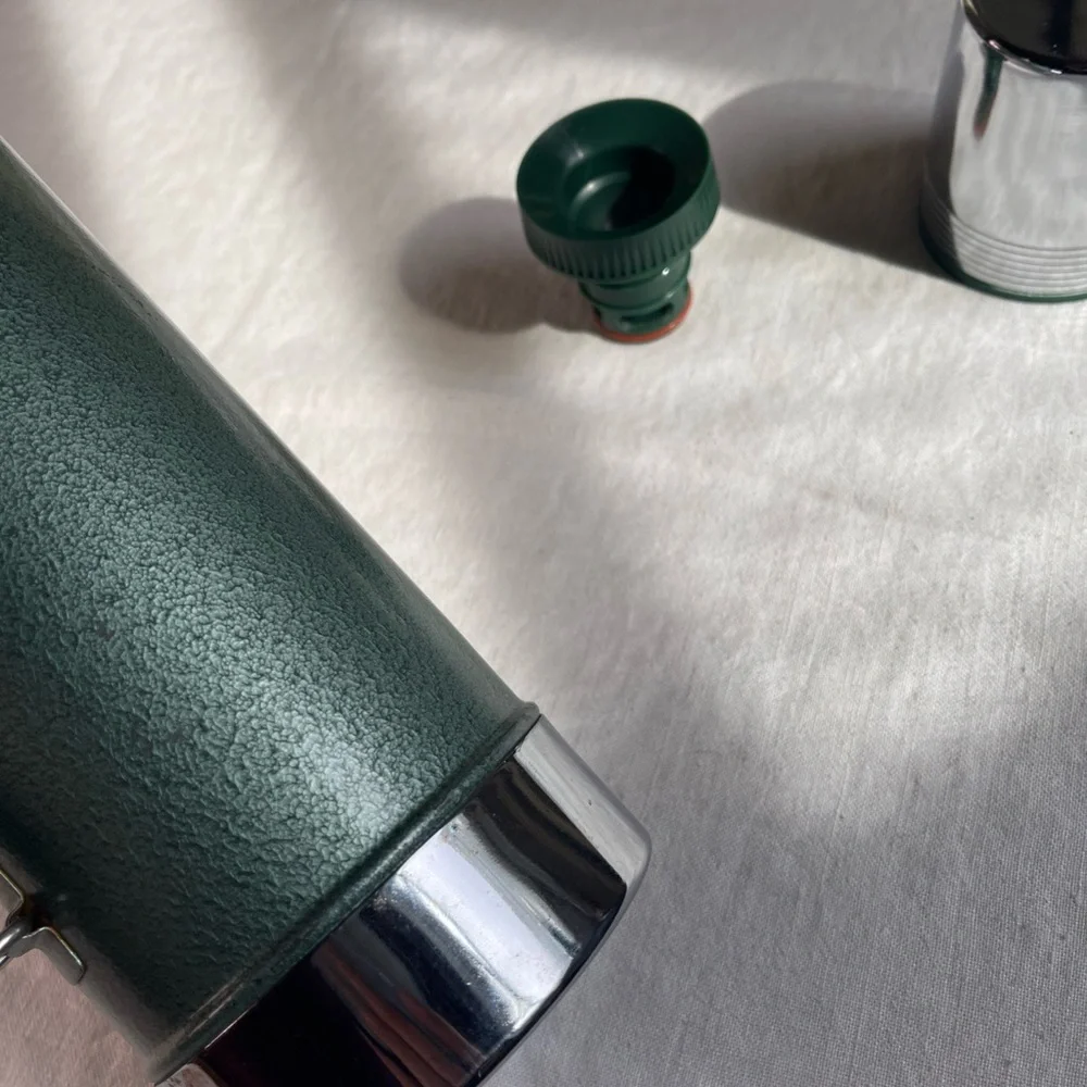 VTG Stanley Aladdin Green Thermos A-944DH  1 Quart  Made In USA Excellent Cond. - Picture 6 of 12
